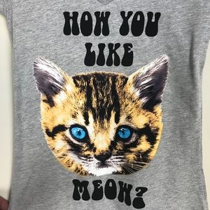 NWT Stranded Cat Graphic Tee